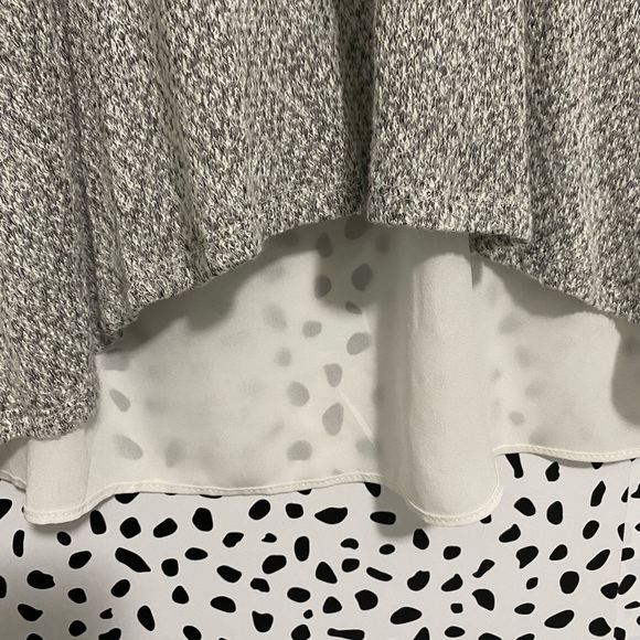 Maurice’s loose top - Picture 2 of 4